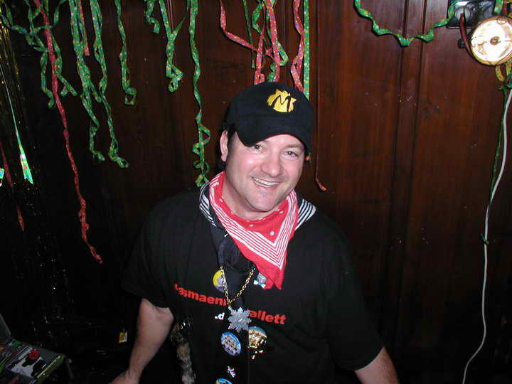 neuer dj ?   neeeeeeh